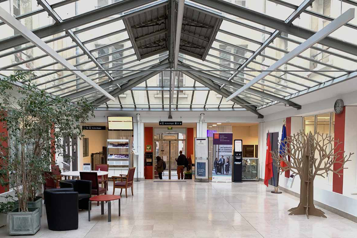 Panorama, bureau d’architecture : ENM : Aménagement du hall